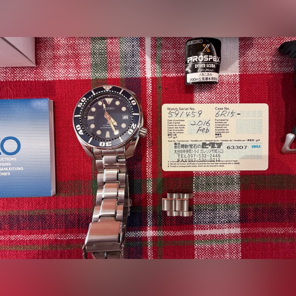Men’s Seiko Prospex Blue and Silver Dive Watch - Picture 7 of 8